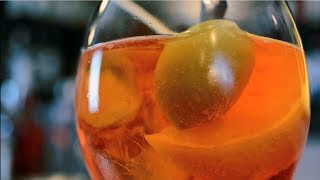 Lo Spritz Aperol al Bistrot de Venise [upl. by Aliban]