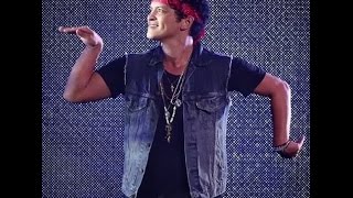 Bruno Mars ON CRACK 3 en español [upl. by Innes292]