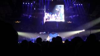 Garth Brooks with Trisha Yearwood World Tour Chicago 26 A Friend to Me [upl. by Bumgardner]