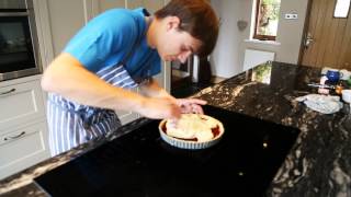 How To Bake A Raspberry Bakewell Tart [upl. by Domash]