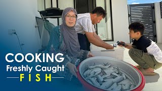 Cleaning and Cooking Freshly Caught Fish with Family [upl. by Asemaj]