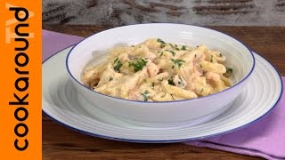 Penne al salmone fresco  Ricetta pasta con salmone [upl. by Pigeon]