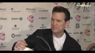 Rueda de prensa con Chris Isaak en Bilbao  EITB [upl. by Margeaux8]