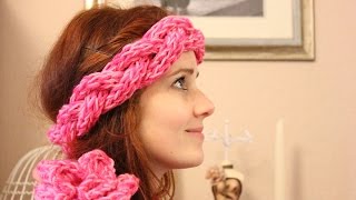 ♥DIY♥ Ein Stirnband mit den Fingern stricken [upl. by Kinimod250]