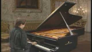 Ivo Pogorelich plays Skriabin Etude Op8 No2 [upl. by Rodge355]