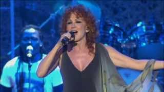 Fiorella Mannoia  Io non ho paura live Tour quotSUDquot [upl. by Anuska]