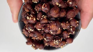 Crunchy Roasted Chocolate Chickpeas Snack 🤯 vegan recipes healthysnack chickpeas plantbased [upl. by Egroeg312]