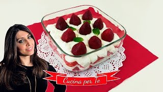 Tiramisù alle Fragole quotsenza uovaquot  Ricette Doici [upl. by Yelloh]