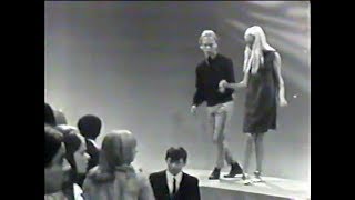 American Bandstand 1967 – Hotline with Sonny Turner – With This Ring The Platters [upl. by Story19]