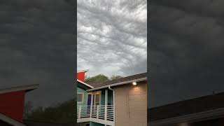 Undulatus Asperatus clouds Houston 04252020 [upl. by Grimaud]