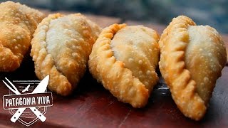 Empanadas de Ciervo  Patagonia Viva [upl. by Atteuqahc]