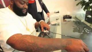 Rick Ross The Boss Spends 600000 dollars On Rolls Royce Diamonds And Jewelery From Johnny Dang [upl. by Devaney]