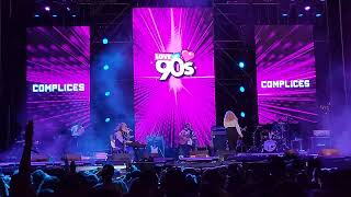 complices  es por ti en concierto en vivo desde Madrid love 90s 20 de junio de 2022 [upl. by Hgielrebma]