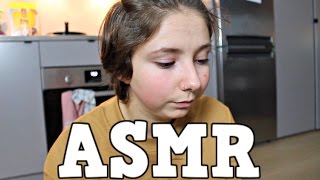 ASMR fixar naglarna  lite tapping [upl. by Aisekal88]