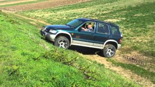 Kia Sportage 20 Off Road [upl. by Carmelina]