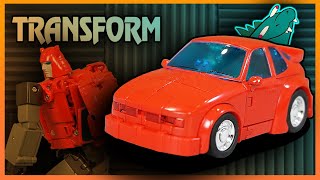 Jobby TRANSFORMS  Fans Toys Parkour NOT Cliffjumper [upl. by Ellimac]