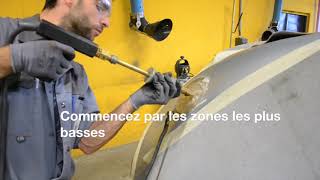 Apprendre les bases en carrosserie  Débosseler par inertie tireclou [upl. by Howlan]