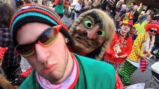 Fasching Fasnetumzug Stuttgart Hexen Narren Funkenmariechen  beim Karnevalsumzug [upl. by Gereron959]