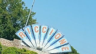 Riccione vamos a la playa amici miei vi porto con me nella spiaggia più famosa della Riviera [upl. by Gignac965]