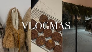 VLOGMAS DAY 16  tiktok baking fail snow day at home trying a new self tanner christmas movies [upl. by Beverley638]