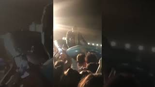 1 minute de… Nekfeu 3 Showcase  20082019  Corse nekfeu [upl. by Gnoz]