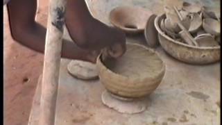 Nigerian Pottery Igbo Yoruba Gwari Bini [upl. by Nhguavahs]