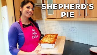 How To Make The Best Homemade Shepherds Pie  Shepherd s Pie Recipe  with My Little Kitchen [upl. by Bertina422]