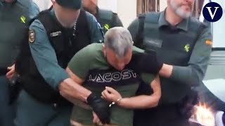 Llegan a los juzgados de Barbate los ocho detenidos por el asesinato de los guardias civiles [upl. by Bran]