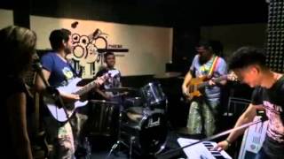 Elvana Gjata puthe Live Sessions Testing [upl. by Filipe]