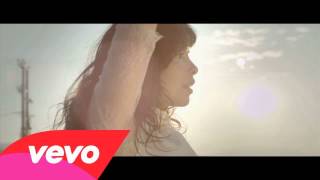 Indila  SOS Clip Officiel [upl. by Ambrogio992]