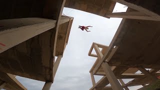 SALTOS EXTREMOS EN ALMERIA 6 pisos de caída VIAJE DE PARKOUR 🤸🏙️🇪🇦  GhP TEAM 🤘 [upl. by Naeerb]