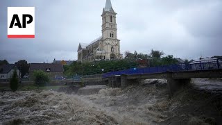 Rivers in Czech Republic reach dangerous levels in dozens of areas [upl. by Madea]