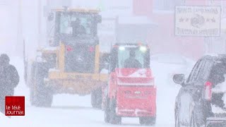 Tempête en Atlantique  la NouvelleÉcosse demande une aide dOttawa pour déneiger [upl. by Fabrianne430]