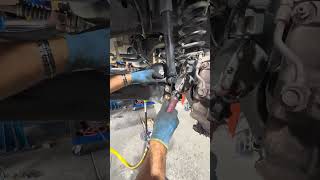 DODGE RAM 2500 INSTALLATION SHOCKS BRACKET [upl. by Atihana33]