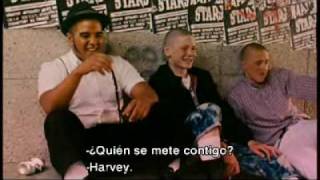 THIS IS ENGLAND  VO subtitulado españolcastellano [upl. by Llerdnad]