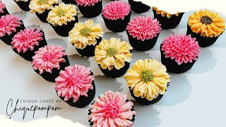 Easy Buttercream Flower Cupcakes Decorate Like a Pro with this step by step tutorial  Chique Cakes [upl. by Moulton]