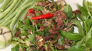 Recette du Laos Salade de Boeuf cru lap ngoua dip  Cooking With Morgane [upl. by Anilos]