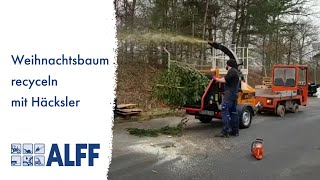 Weihnachtsbaum Recycling 20 Först Häcksler zerkleinert 4 m Baum in 6 Sekunden [upl. by Atterol882]