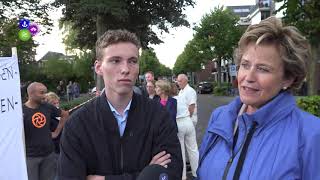 Protest en raadsvergadering over de opvang van vluchtelingen in Dirkshorn en Waarland [upl. by Ciro642]