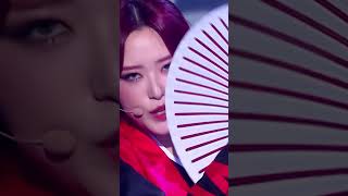 Best퍼펌Loona Paint the town live 이달의소녀 loona 츄 올리비아혜 [upl. by Akima401]