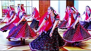 Ghoomar  Padmaavat  Indian Dance Group Mayuri  Russia Petrozavodsk [upl. by Gunter]