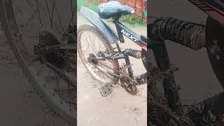 Bina stand ke cycle khada ho gaya subscribe [upl. by Kawai]