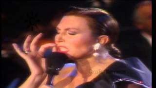 Rocío Jurado canta Contigo en el Homenaje a Rafael de León 1988 [upl. by Dimitri]