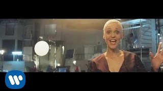 Mariza  quotÉ Ou Não Équot Vídeo Oficial [upl. by Rigdon87]