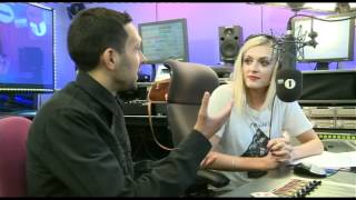 Dynamo performs some mind blowing magic for Fearne Cotton [upl. by Annaigroeg]