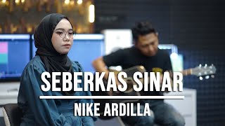 SEBERKAS SINAR  NIKE ARDILLA LIVE COVER INDAH YASTAMI [upl. by Kciredec406]