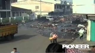 Tsunami flood through the streets of Banda Aceh [upl. by Leddy]