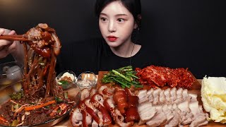 SUB야들쫄깃 족발에 굴보쌈 먹방 막국수까지 알배추에 쌈 싸먹기 꿀조합 리얼사운드 Jokbal amp Boiled Pork Mukbang Asmr🍖 [upl. by Gonick]