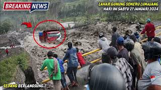 SEDANG BERLANGSUNG Lahar Dingin Semeru Ambrol Truk Hanyut Terseret Banjir [upl. by Salakcin]