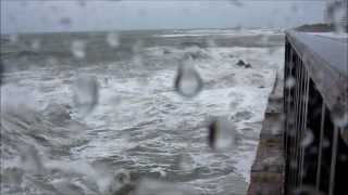 18🐟 Tempête aux Sables dOlonne Vendée  filmée de très près [upl. by Noelle353]